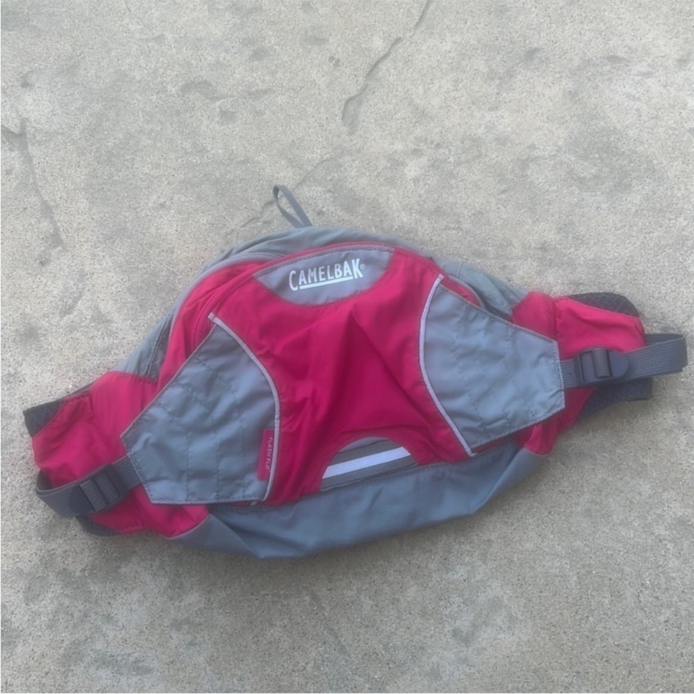 Camelbak FlashFlo LR 50oz Hydration Pink/Grey Waistpack